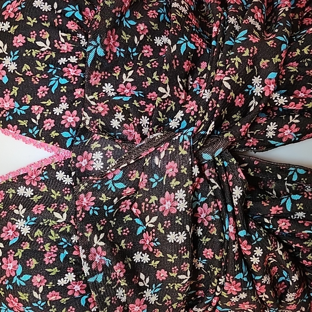 Candie's Y2K  Baby  Doll Floral Halter Top - Black and Pink Sz Meduim - Picture 5 of 16